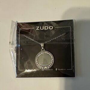 Zudo Silver Pendant Necklace